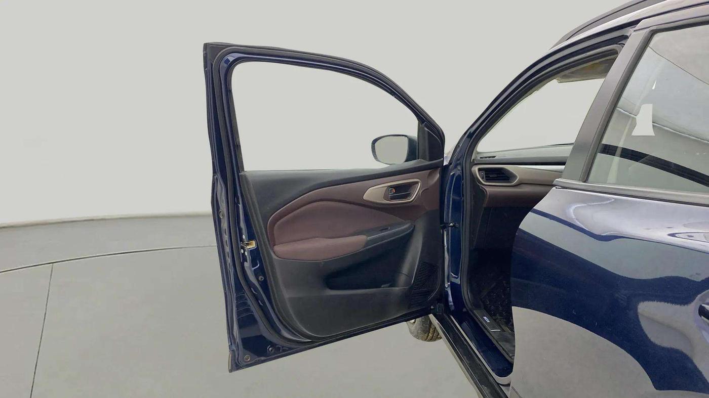 2023 Maruti FRONX DELTA 1.2 MT PETROL, Petrol, Manual, 39,434 km, LHS Front Door