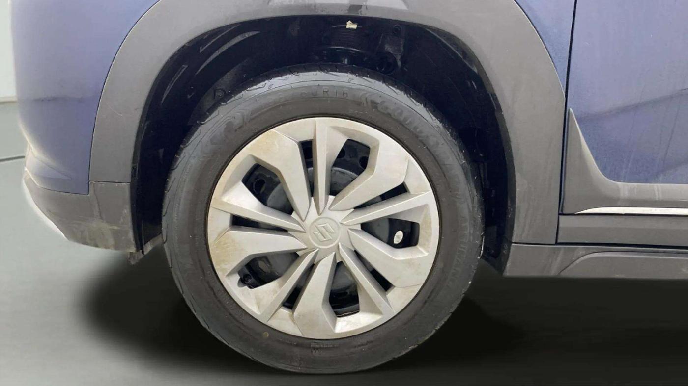 2023 Maruti FRONX DELTA 1.2 MT PETROL, Petrol, Manual, 39,434 km, Left Front Wheel