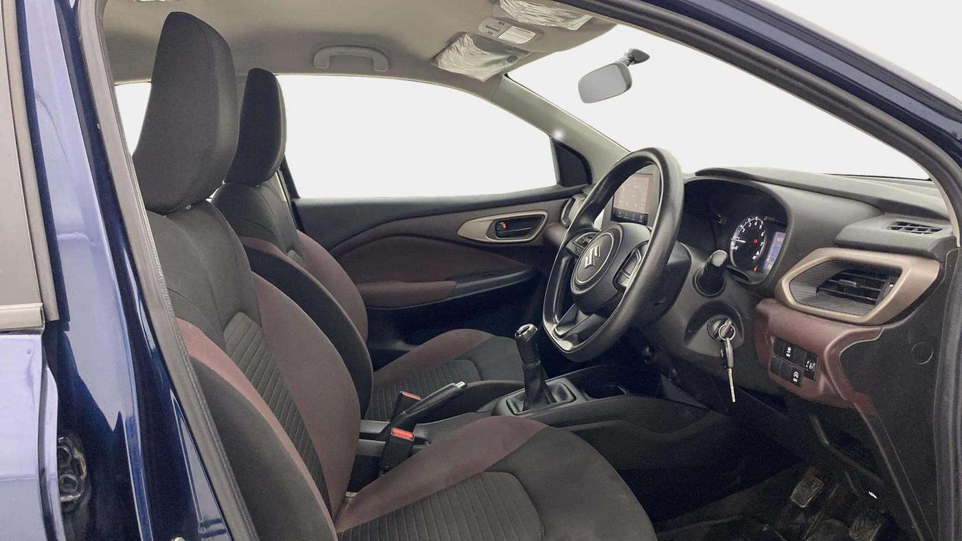 2023 Maruti FRONX DELTA 1.2 MT PETROL, Petrol, Manual, 39,434 km, Right Side Front Door Cabin