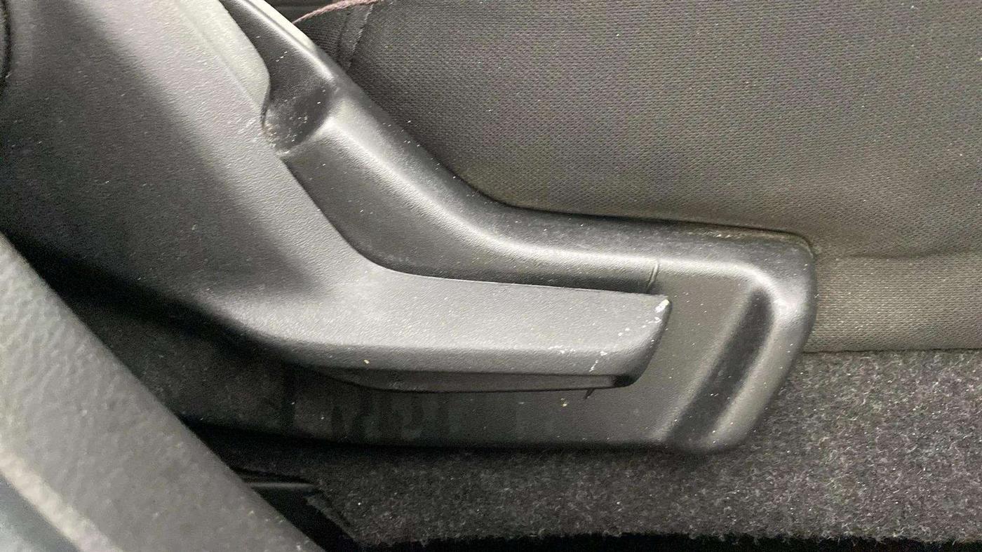 2023 Maruti FRONX DELTA 1.2 MT PETROL, Petrol, Manual, 39,434 km, Driver Side Adjustment Panel