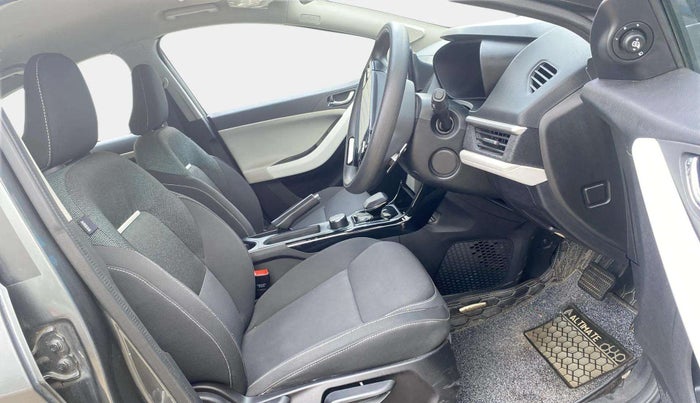 2024 Tata NEXON CREATIVE PLUS 1.2 REVOTRON 7 DCA, Petrol, Automatic, 9,316 km, Right Side Front Door Cabin