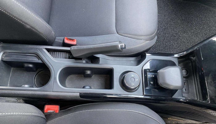 2024 Tata NEXON CREATIVE PLUS 1.2 REVOTRON 7 DCA, Petrol, Automatic, 9,316 km, Gear Lever