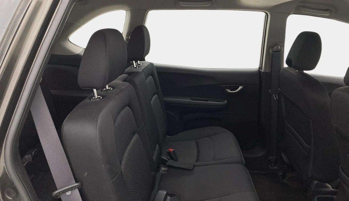 2016 Honda BR-V 1.5L I-VTEC V CVT, CNG, Automatic, 1,40,937 km, Right Side Rear Door Cabin