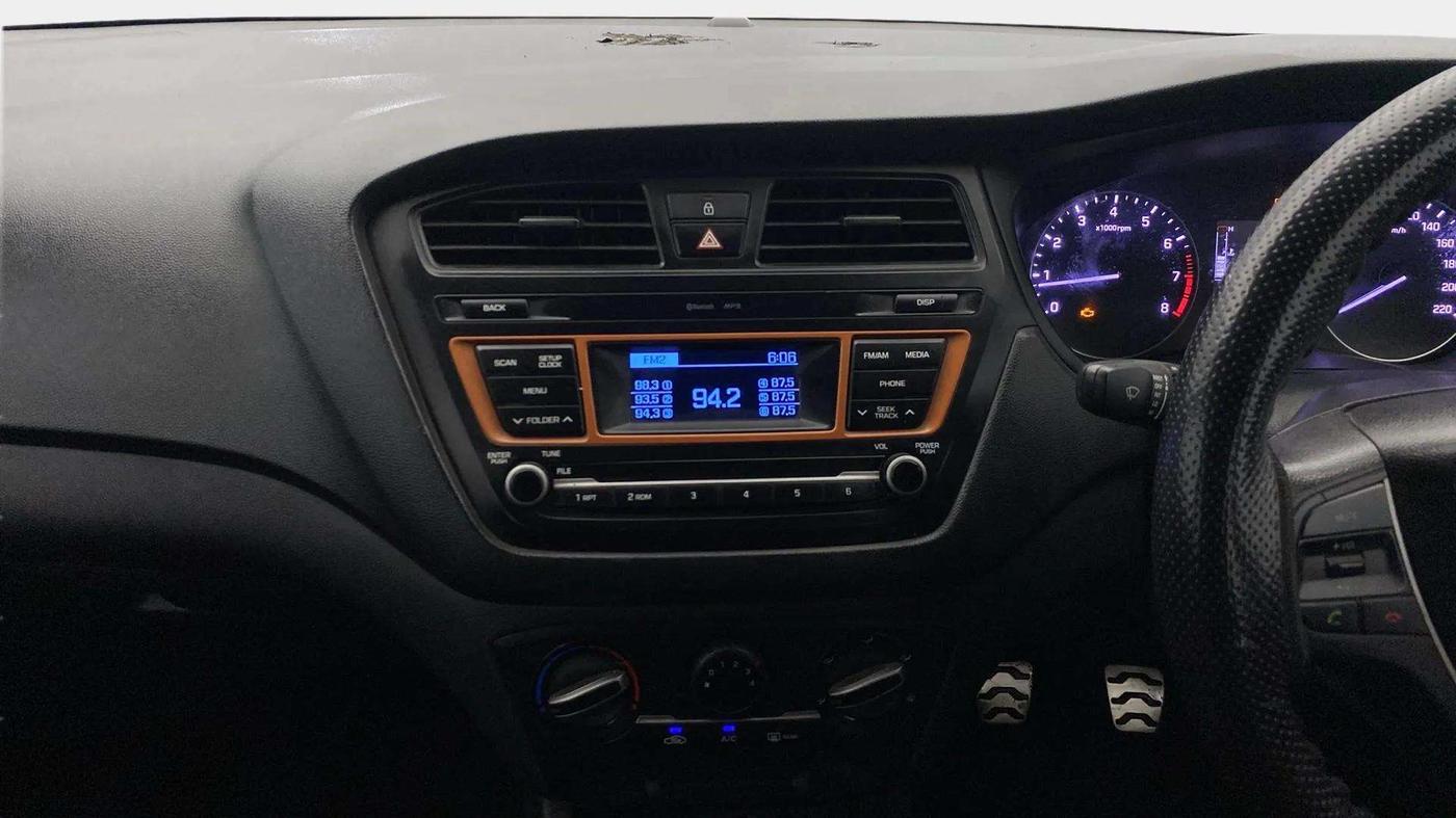 2016 Hyundai i20 Active 1.2 S, Petrol, Manual, 54,714 km, Air Conditioner