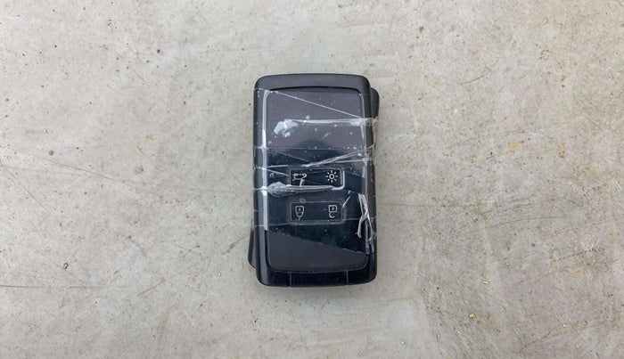 2023 Renault TRIBER RXZ, Petrol, Manual, 35,609 km, Key Close Up