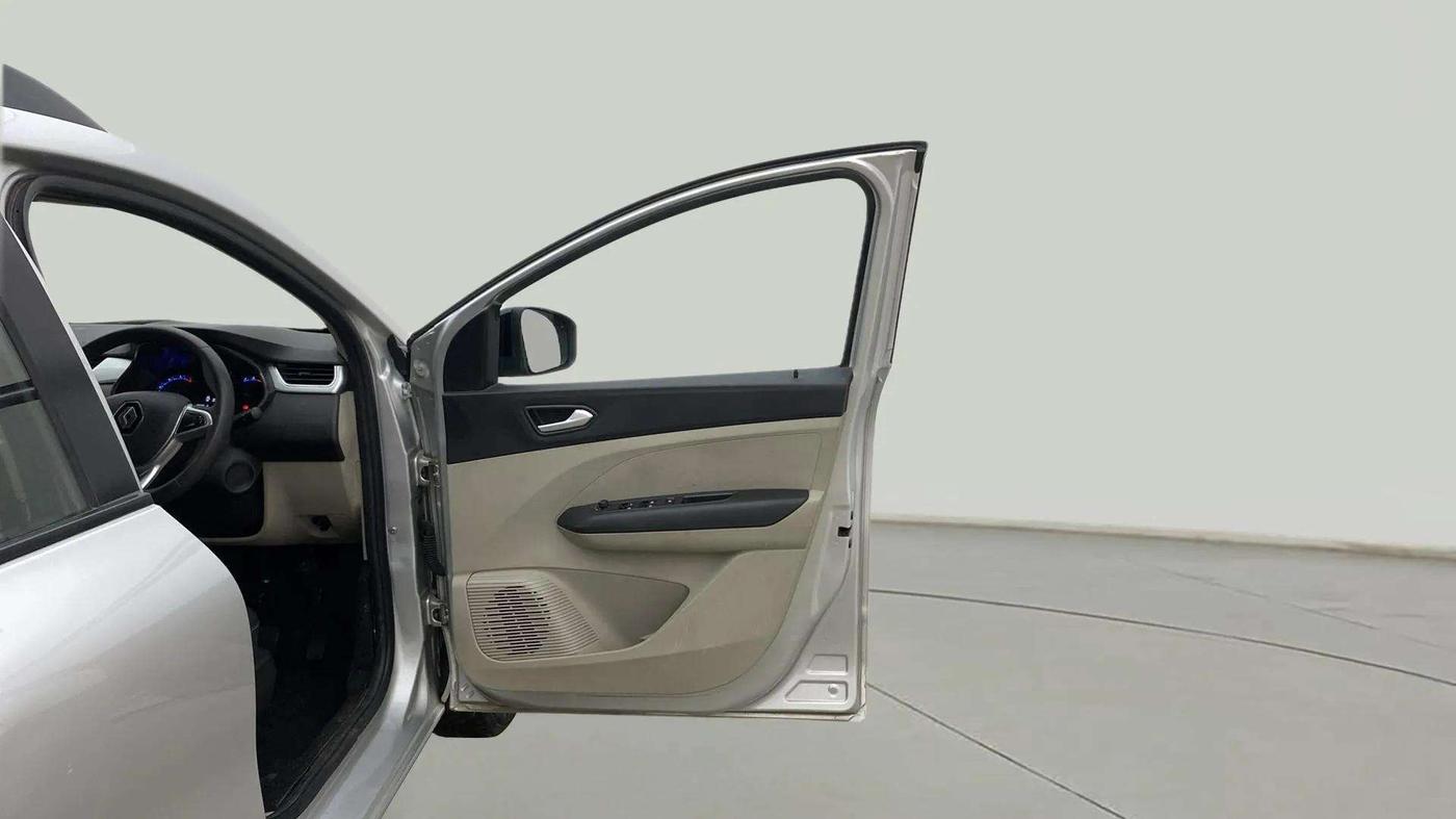 2023 Renault TRIBER RXZ, Petrol, Manual, 35,727 km, RHS Front Door