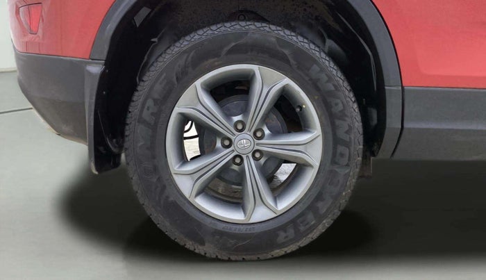 2020 Tata Harrier XZA 2.0L, Diesel, Automatic, 73,471 km, Right Rear Wheel