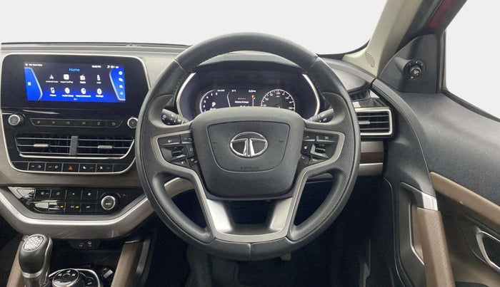 2020 Tata Harrier XZA 2.0L, Diesel, Automatic, 73,471 km, Steering Wheel Close Up