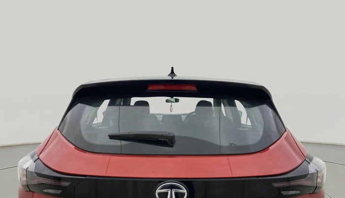 2020 Tata Harrier XZA 2.0L, Diesel, Automatic, 73,471 km, Rear Windshield