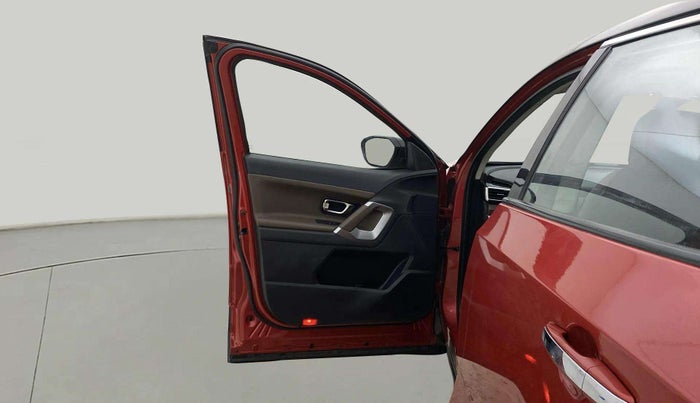 2020 Tata Harrier XZA 2.0L, Diesel, Automatic, 73,471 km, LHS Front Door