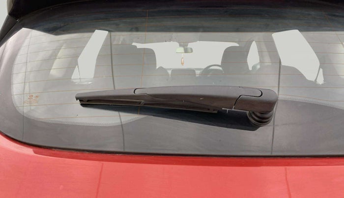 2020 Tata Harrier XZA 2.0L, Diesel, Automatic, 73,471 km, Rear Wiper
