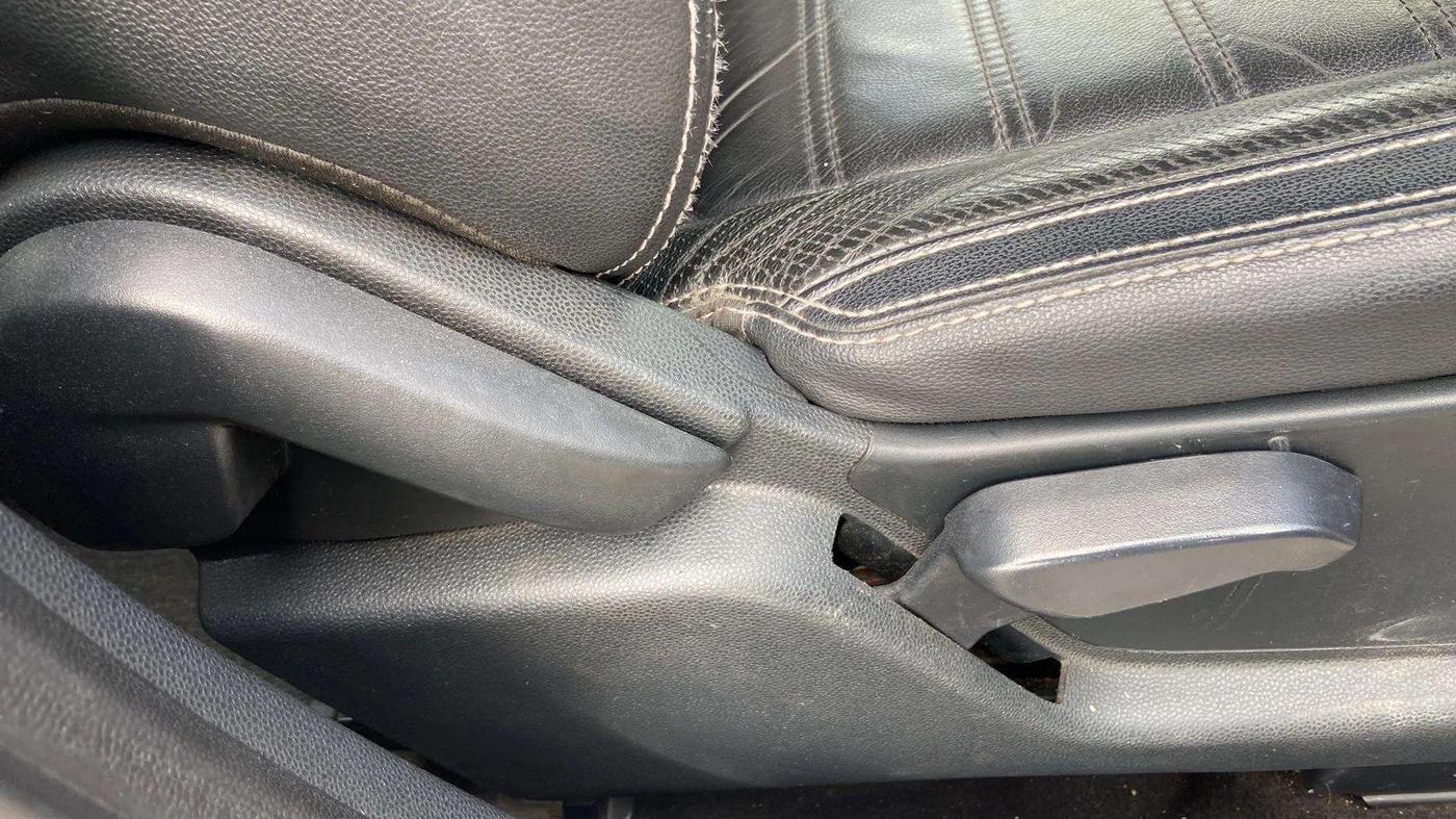 2018 Ford Ecosport TITANIUM + 1.5L PETROL AT, Petrol, Automatic, 74,152 km, Driver Side Adjustment Panel