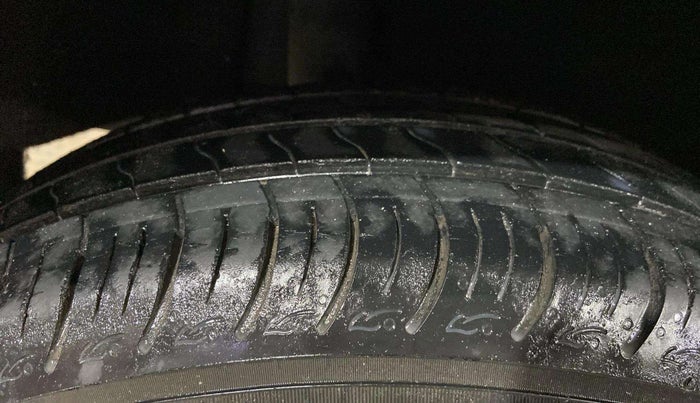 2019 Maruti Baleno SIGMA PETROL 1.2, Petrol, Manual, 34,265 km, Right Rear Tyre Tread