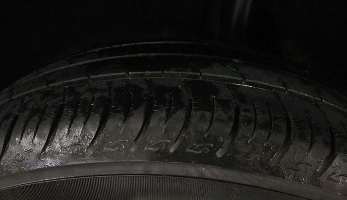 2019 Maruti Baleno SIGMA PETROL 1.2, Petrol, Manual, 34,265 km, Left Rear Tyre Tread