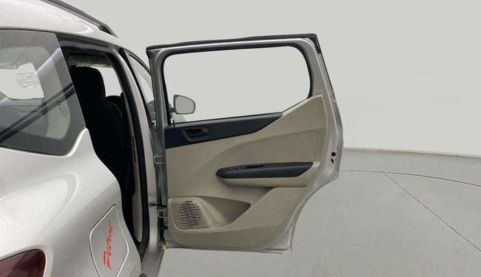 2021 Renault TRIBER RXT, Petrol, Manual, 6,507 km, RHS Rear Door
