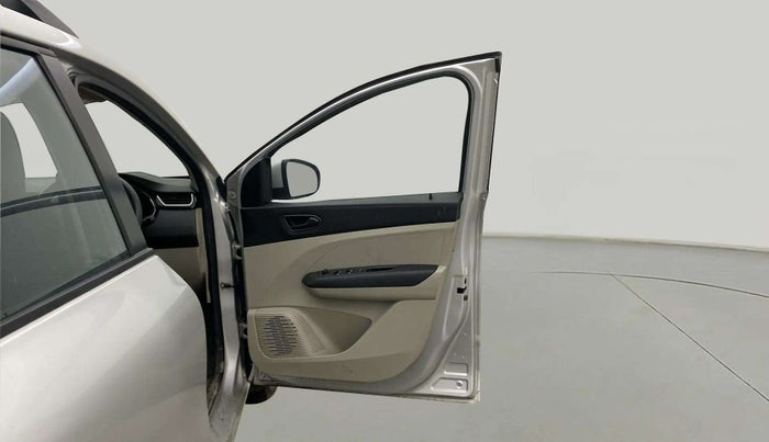 2021 Renault TRIBER RXT, Petrol, Manual, 6,507 km, RHS Front Door