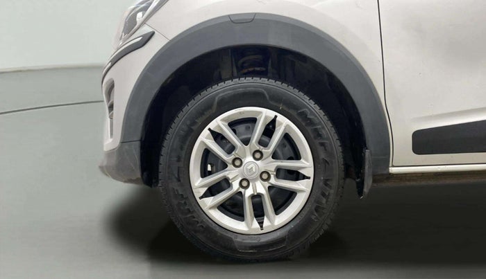 2021 Renault TRIBER RXT, Petrol, Manual, 6,507 km, Left Front Wheel