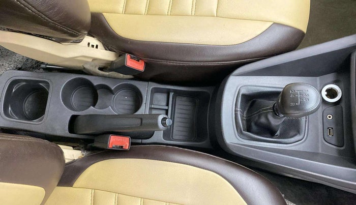 2020 Ford Figo Aspire TITANIUM1.5 DIESEL, Diesel, Manual, 84,013 km, Gear Lever