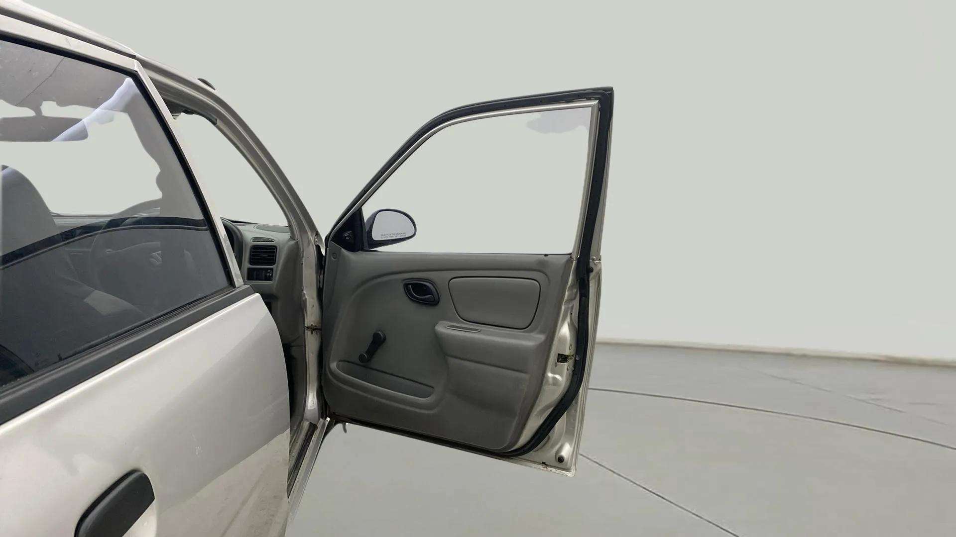 RHS-Front-Door-Open-32