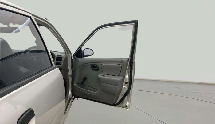 2012 Maruti Alto K10 LXI, Petrol, Manual, 38,802 km, RHS Front Door