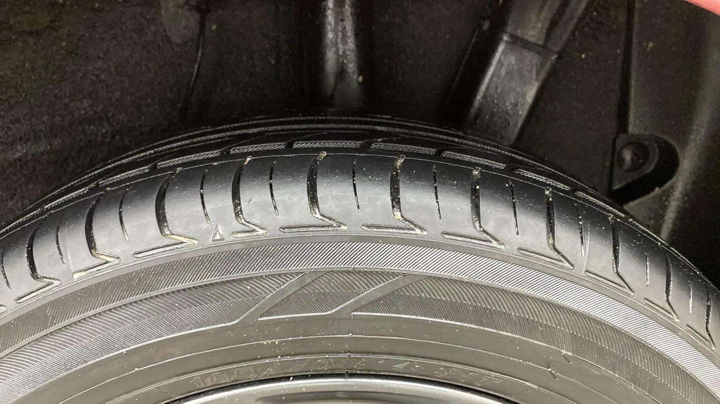 2021 Hyundai GRAND I10 NIOS SPORTZ AMT 1.2 KAPPA VTVT, Petrol, Automatic, 73,516 km, Left Rear Tyre Tread