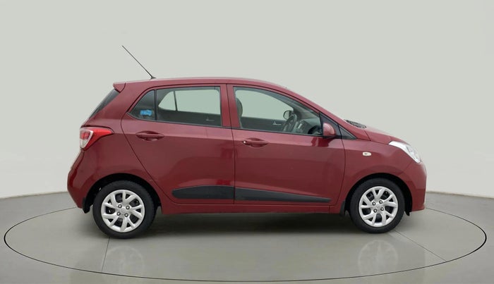 2017 Hyundai Grand i10 SPORTZ 1.2 KAPPA VTVT, Petrol, Manual, 45,682 km, Right Side View