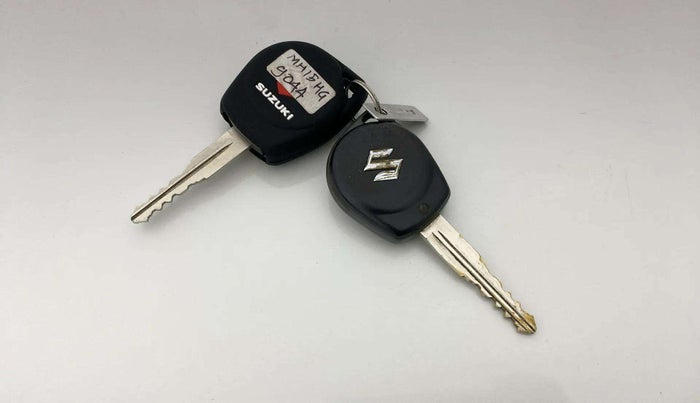 2020 Maruti Swift VXI, Petrol, Manual, 49,564 km, Key Close Up
