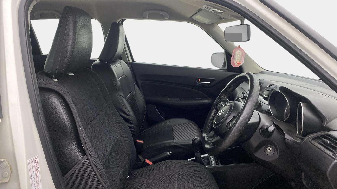 2020 Maruti Swift VXI, Petrol, Manual, 49,564 km, Right Side Front Door Cabin