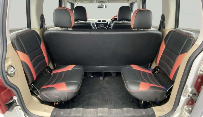 2018 Mahindra TUV300 T8, Diesel, Manual, 63,647 km, Third Seat Row ( optional )