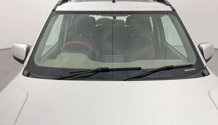 2018 Mahindra TUV300 T8, Diesel, Manual, 63,647 km, Front Windshield