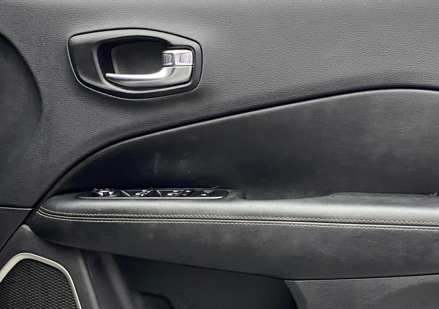 2018 Jeep Compass SPORT 1.4 PETROL, Petrol, Manual, 62,258 km, Driver Side Door Panels Control