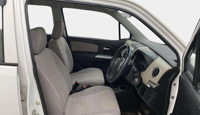 2016 Maruti Wagon R 1.0 VXI AMT, Petrol, Automatic, 55,819 km, Right Side Front Door Cabin