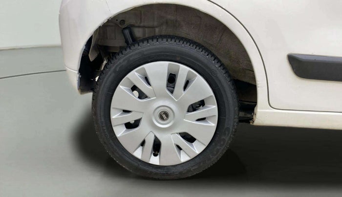 2016 Maruti Wagon R 1.0 VXI AMT, Petrol, Automatic, 55,819 km, Right Rear Wheel