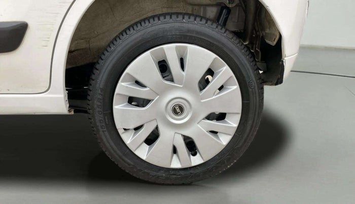 2016 Maruti Wagon R 1.0 VXI AMT, Petrol, Automatic, 55,819 km, Left Rear Wheel