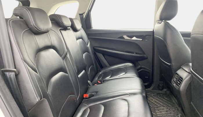 2021 MG HECTOR SMART 1.5 DCT PETROL, Petrol, Automatic, 22,297 km, Right Side Rear Door Cabin