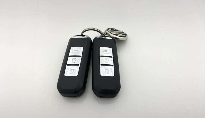 2021 MG HECTOR SMART 1.5 DCT PETROL, Petrol, Automatic, 22,297 km, Key Close Up