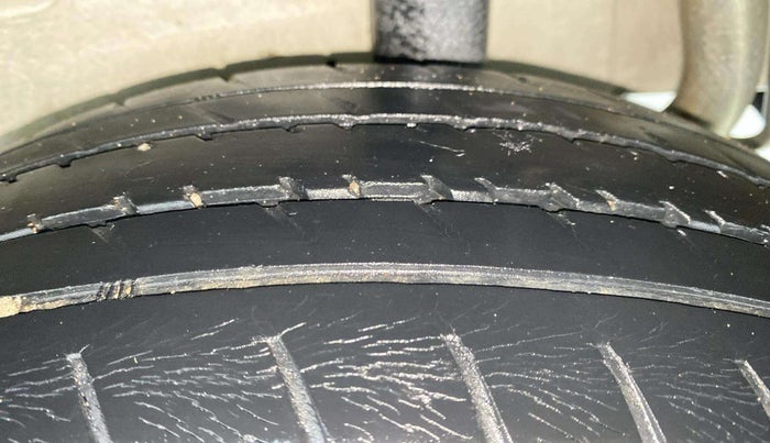 2017 Maruti Celerio ZXI AMT, Petrol, Automatic, 34,891 km, Left Rear Tyre Tread