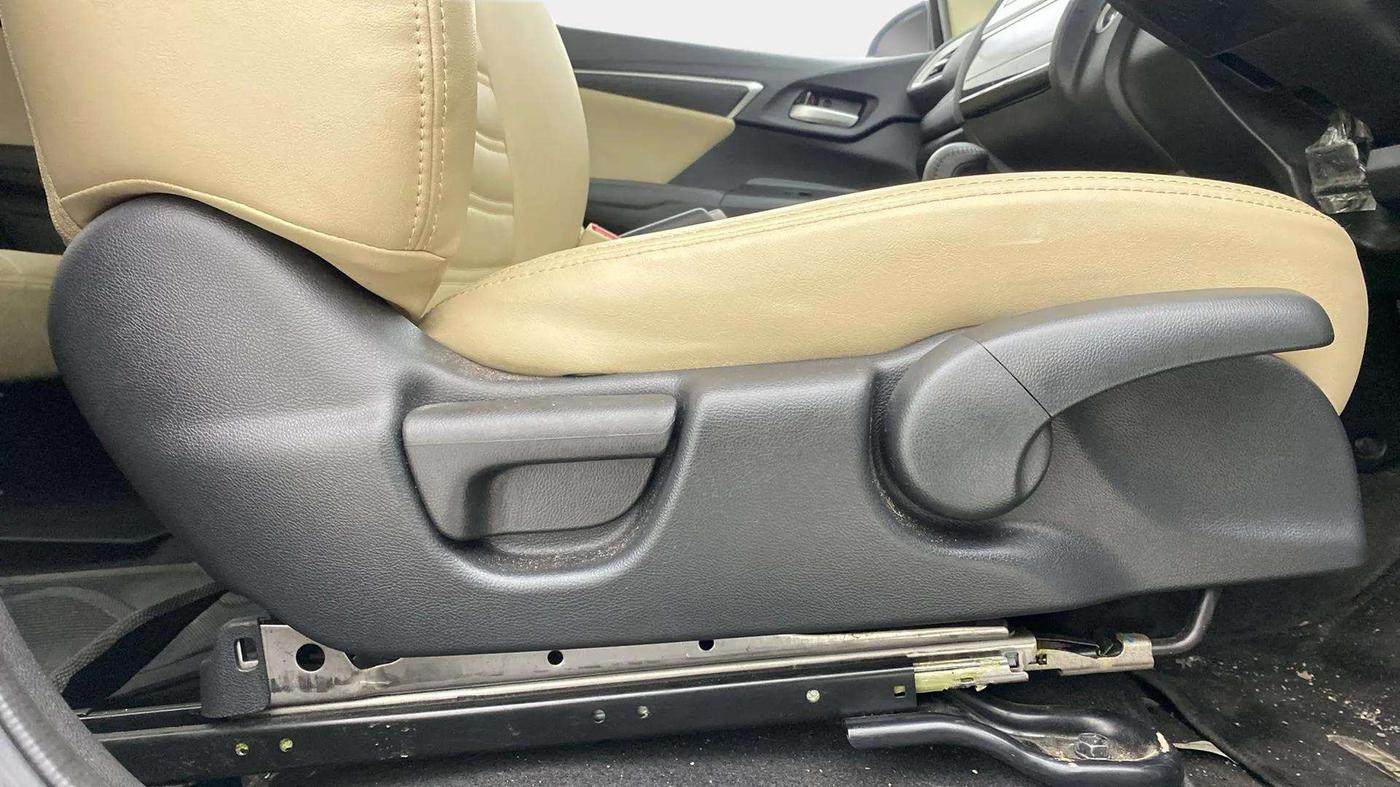 2021 Honda Jazz 1.2L I-VTEC ZX CVT, Petrol, Automatic, 19,571 km, Driver Side Adjustment Panel