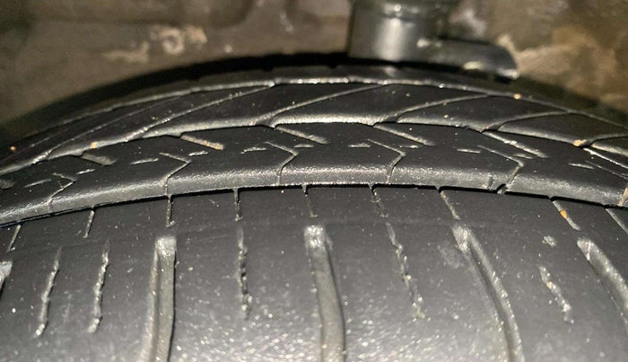 2018 Maruti Celerio X ZXI (O) AMT, Petrol, Automatic, 96,343 km, Left Front Tyre Tread