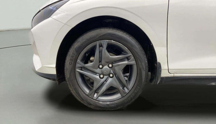 2022 Hyundai NEW I20 Sportz 1.2 IVT, Petrol, Automatic, 37,198 km, Left Front Wheel