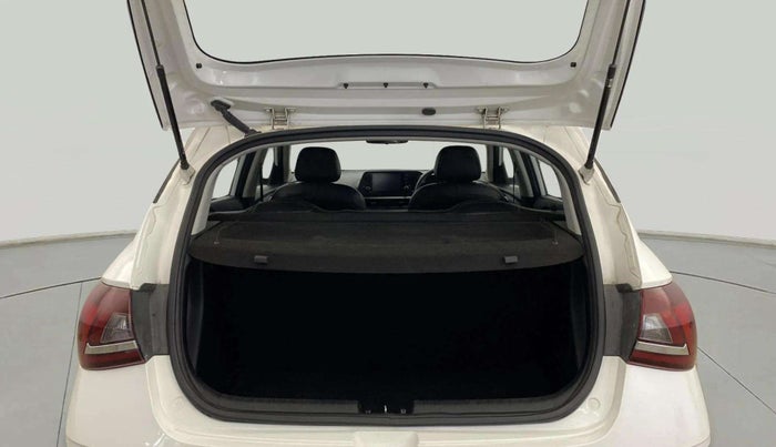 2022 Hyundai NEW I20 Sportz 1.2 IVT, Petrol, Automatic, 37,198 km, Boot Open Zoomed View