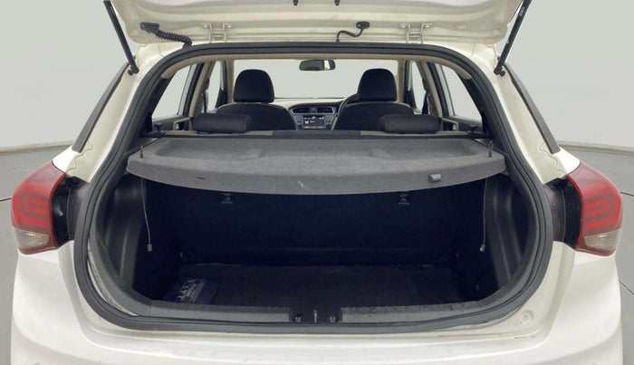2019 Hyundai Elite i20 ASTA (O) CVT, Petrol, Automatic, 35,665 km, Boot Open Zoomed View