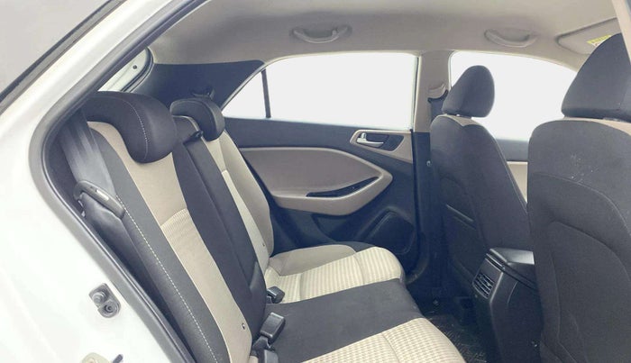 2019 Hyundai Elite i20 ASTA (O) CVT, Petrol, Automatic, 35,665 km, Right Side Rear Door Cabin