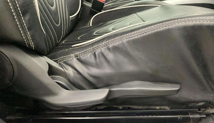 2018 Maruti Baleno ALPHA PETROL 1.2, Petrol, Manual, 84,984 km, Driver Side Adjustment Panel