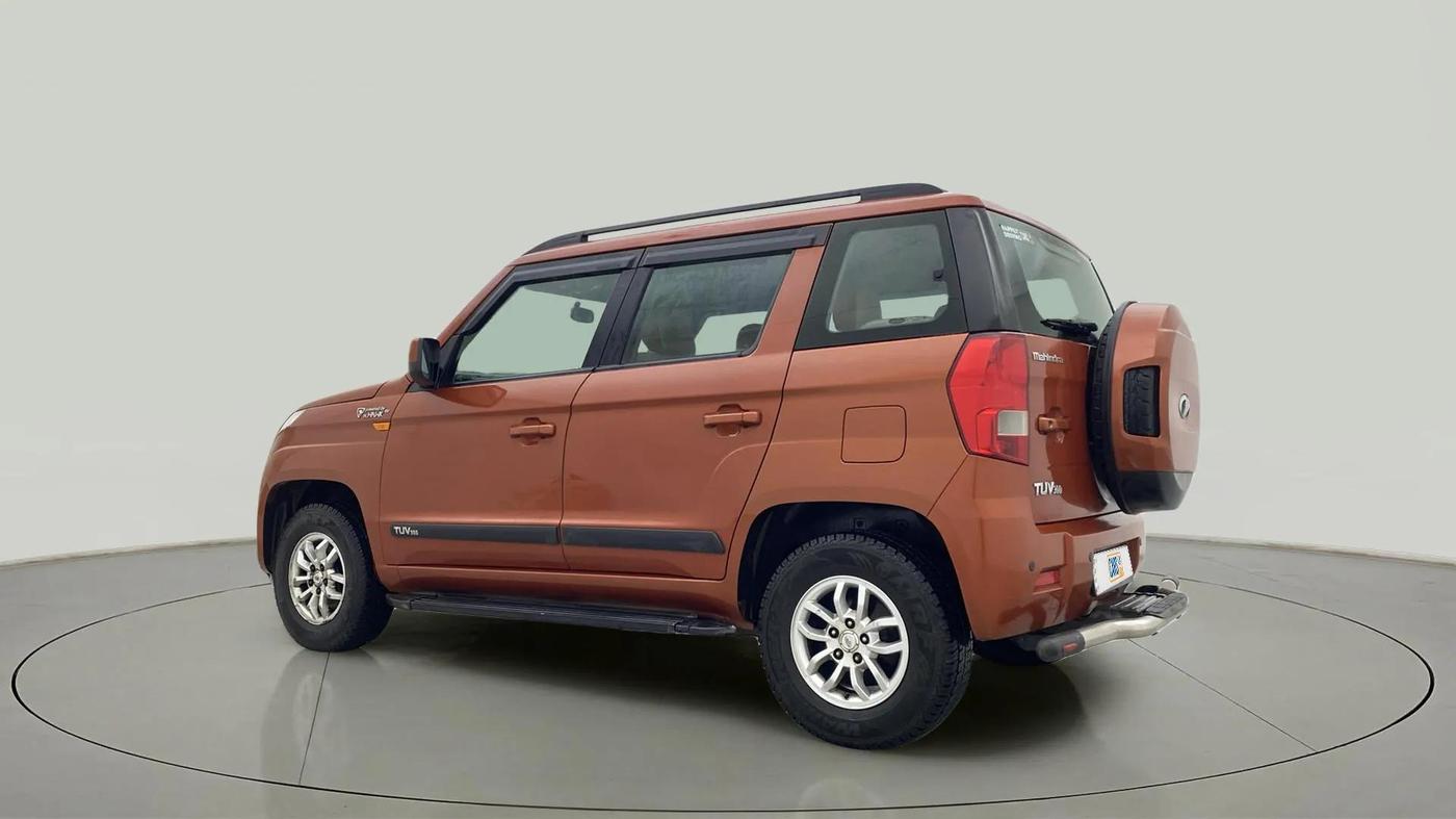 2017 Mahindra TUV300 T8, Diesel, Manual, 1,13,327 km, Left Back Diagonal