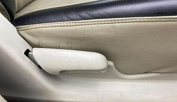 2016 Maruti Celerio VXI, Petrol, Manual, 91,222 km, Driver Side Adjustment Panel