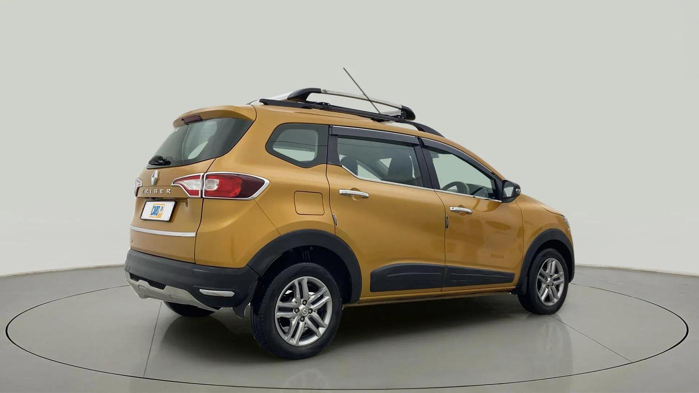 2023 Renault TRIBER RXZ AMT, Petrol, Automatic, 34,682 km, Right Back Diagonal