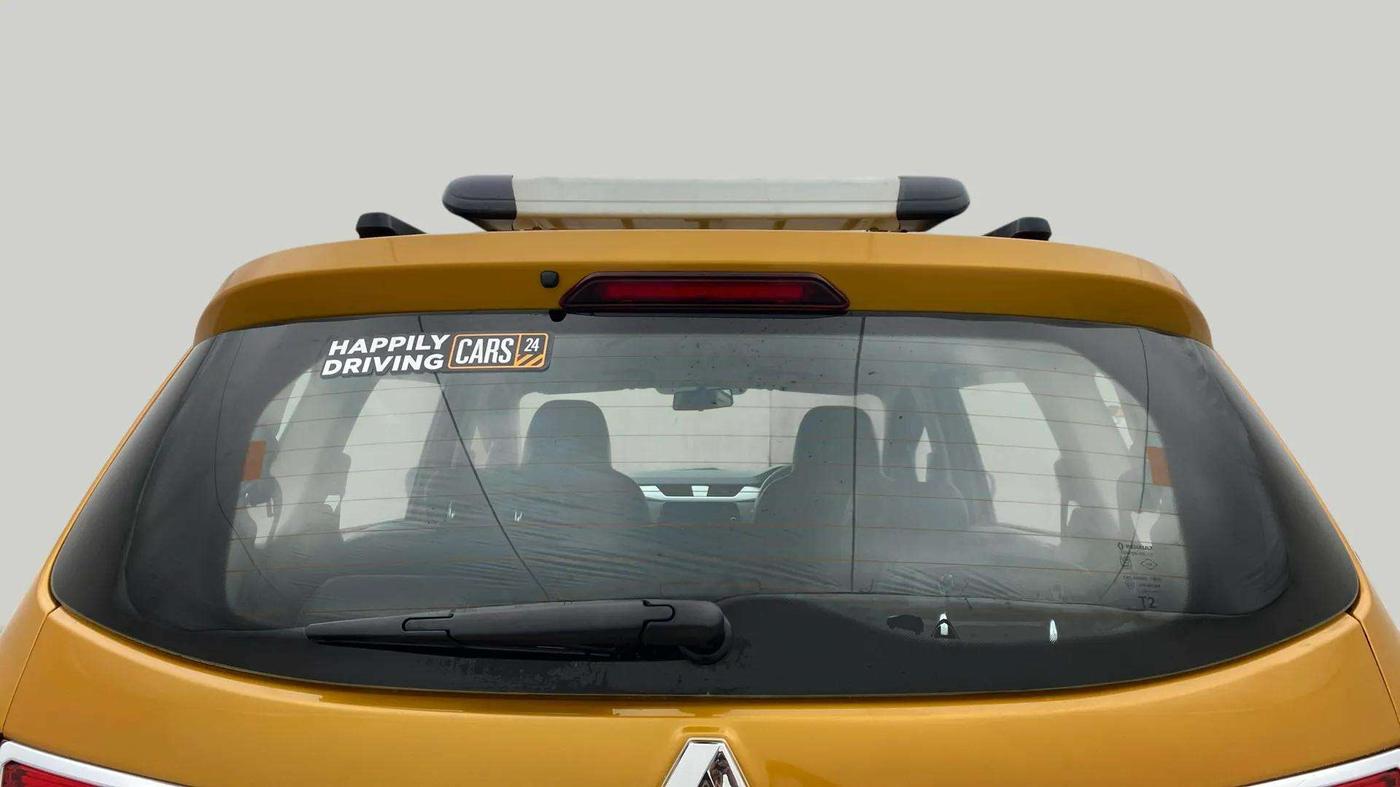 2023 Renault TRIBER RXZ AMT, Petrol, Automatic, 34,682 km, Rear Windshield