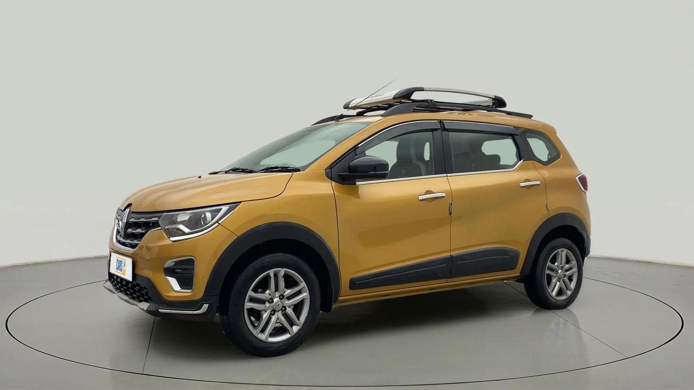 2023 Renault TRIBER RXZ AMT, Petrol, Automatic, 34,682 km, Left Front Diagonal