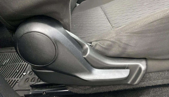 2018 Maruti Baleno DELTA PETROL 1.2, Petrol, Manual, 61,610 km, Driver Side Adjustment Panel